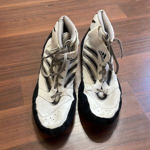 Mens adidas wrestling shoes, size 13